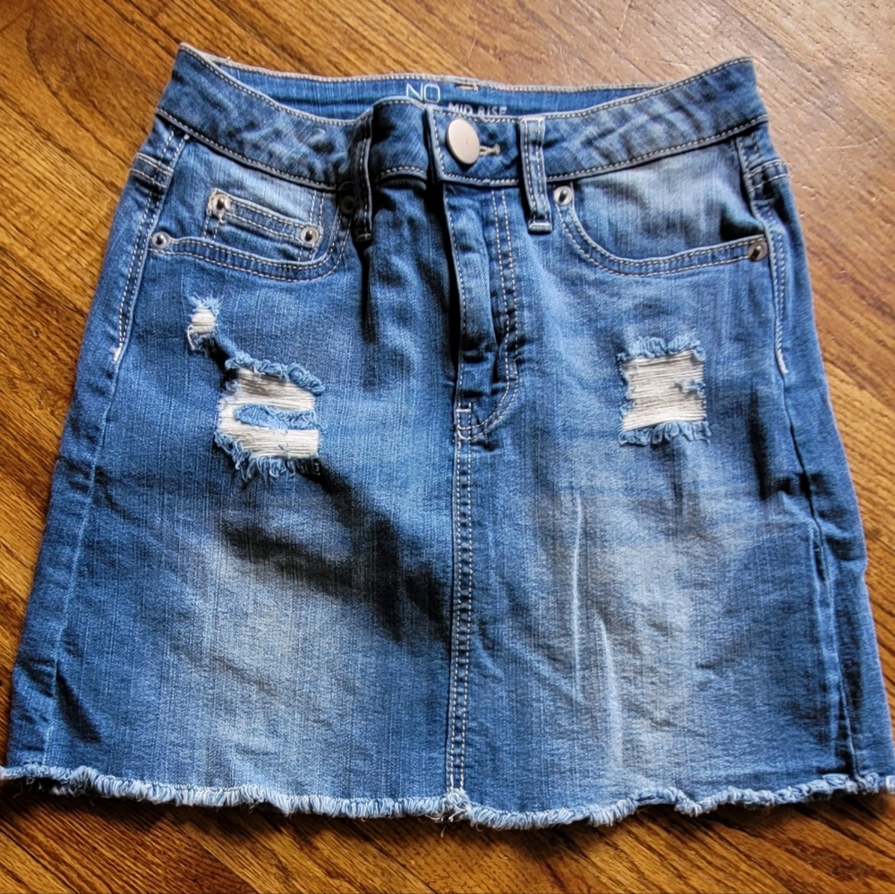 No Boundaries skirt
